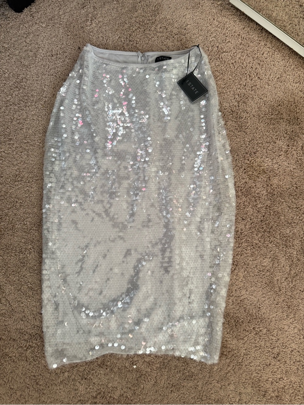 1.STATE Sequin Midi Skirt
